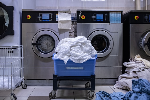 Laundry Services vs DIY When Outsourcing Actually Makes More Sense