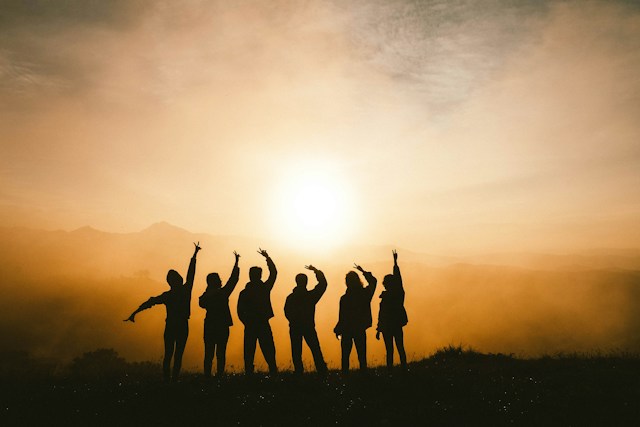 What Can Young People Gain From Taking Part in Community Projects Outside Their Usual Circles